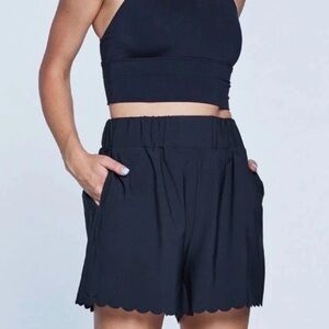 Jo+Jax Women's dark Gray  Scalloped Hem Shorts AM